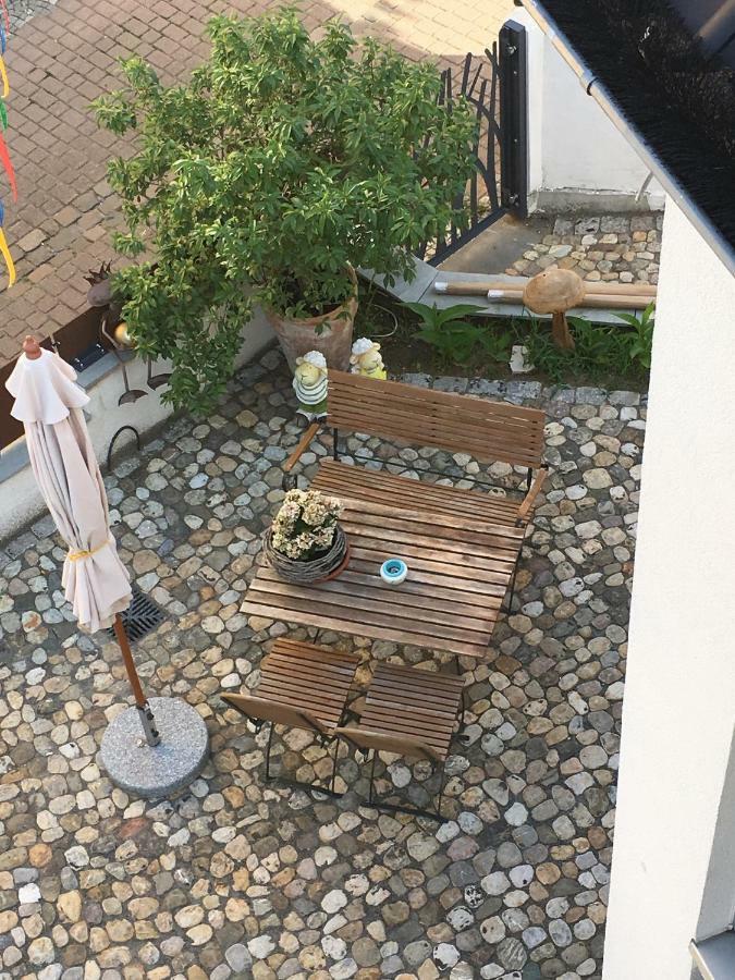 Schmuckkaestle Am Hafen Appartement Wiesbaden Buitenkant foto
